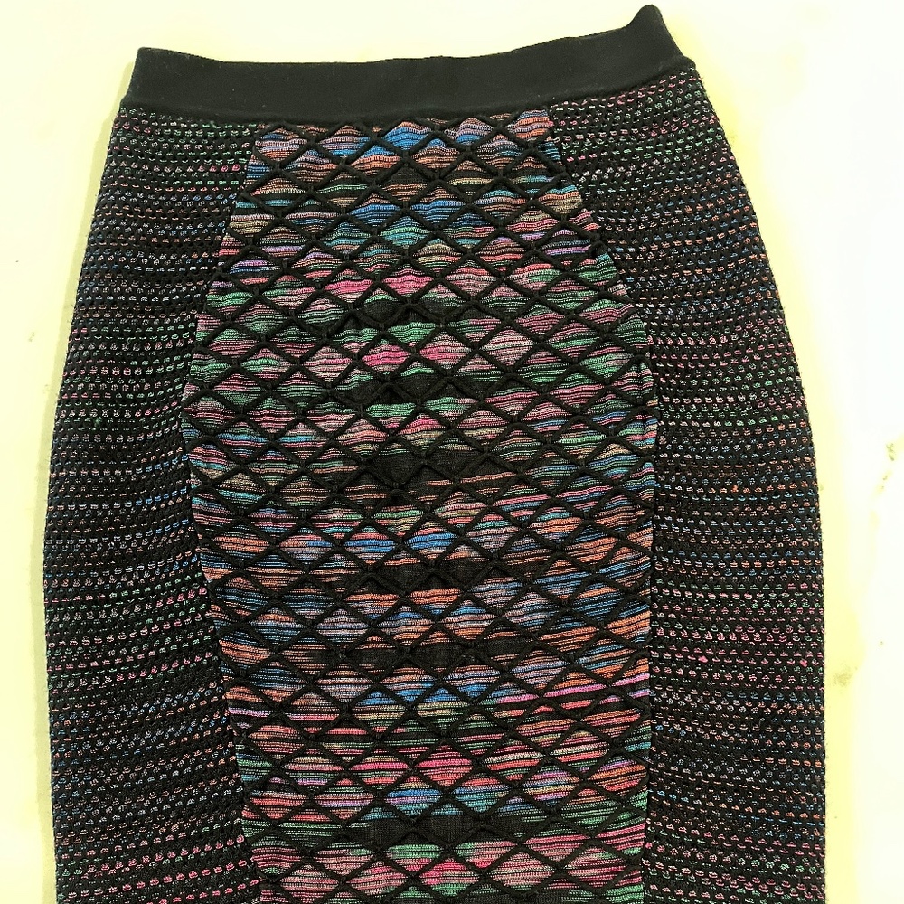 M Missoni, black / multicolor stretch knit short skirt size EU 38, fits US 2-6